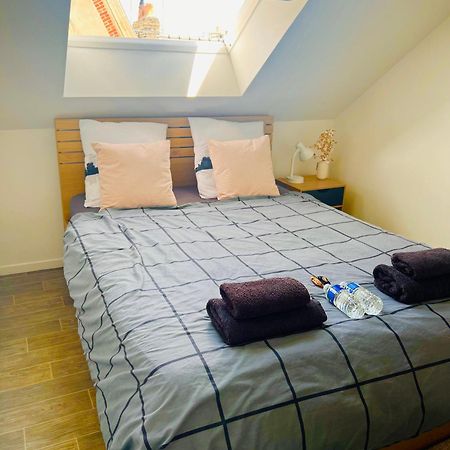 Superbe Appartement Tres Calme Et Confortable 랭스 외부 사진