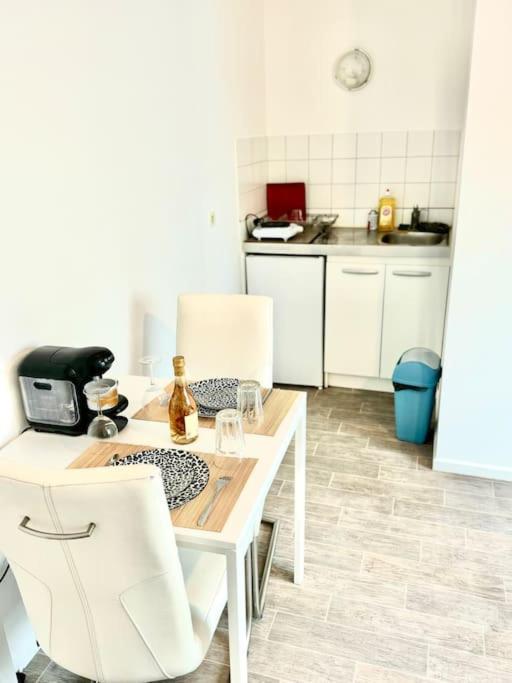 Superbe Appartement Tres Calme Et Confortable 랭스 외부 사진