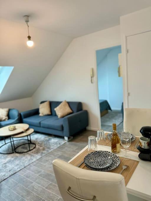 Superbe Appartement Tres Calme Et Confortable 랭스 외부 사진